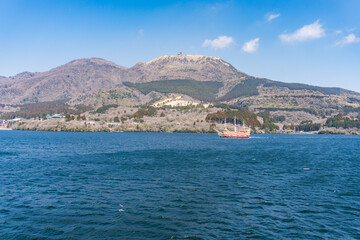 芦ノ湖の箱根海賊船の風景