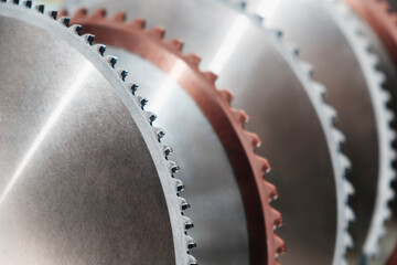 Toofh tip of circular saw blade close-up