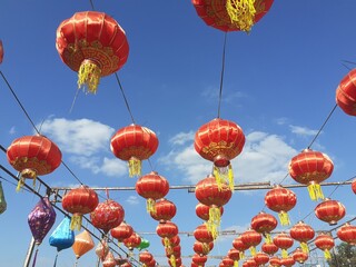 Chinese lanterns are used to decorate various places during auspicious Chinese festivals.
