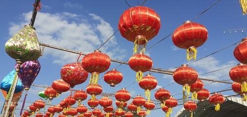 Chinese lanterns are used to decorate various places during auspicious Chinese festivals.