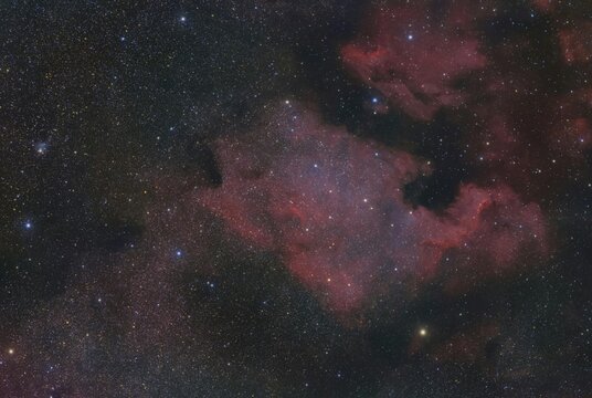 Cosmic Canvas The North America Nebula in Stellar Detail