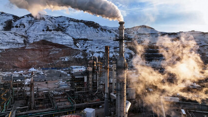 Aerial view of an oil and natural gas refinery