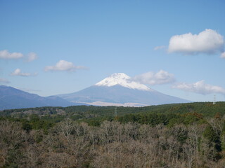 三島スカイウォークから見る富士山（静岡：三島）