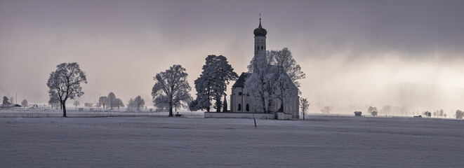 Sankt Coloman in Schwangau im Winterkleid