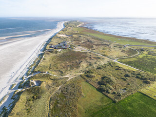 Breiter Sandstrand auf der Nordseeinsel Amrum