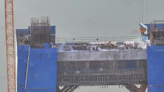 Sanmenxia Yellow River Bridge Construction Site with Crane and Workers