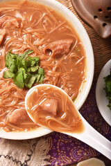 Taiwan famous food - pork intestine thin noodles