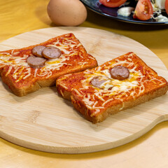 ピザトースト