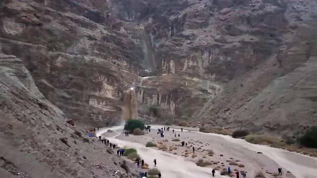 Aerial Qumran Desert Waterfall Israel

Drone footage of a seasonal waterfall flowing through Qumran canyon in the Judean Desert near the Dead Sea, November 2025, Israel

