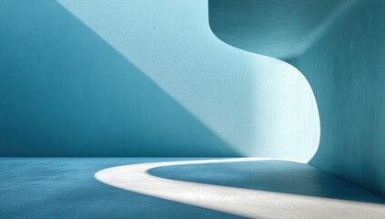 青い空間に光が差し込む曲線のある場所