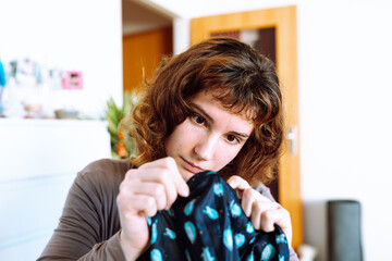 Making your own sleeping cap for curly hair