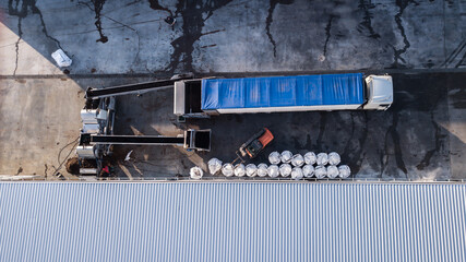 Download waste of mushroom production is in the truck.