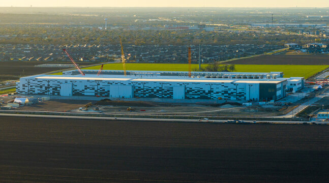 Hutto, TX - 31 December 2025: Construction of new Skybox Power Campus data colocation center in North Austin Texas