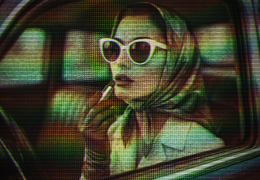 Green And Red Retro TV Photo Effect
