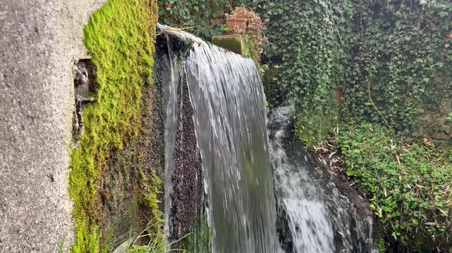 the characteristic village of Rasiglia with its streams that cross the buildings