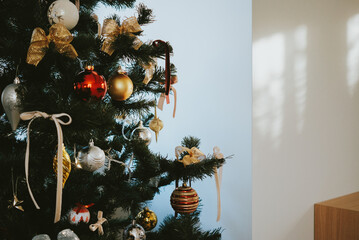 christmas tree decorations