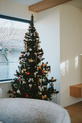 christmas tree with gifts