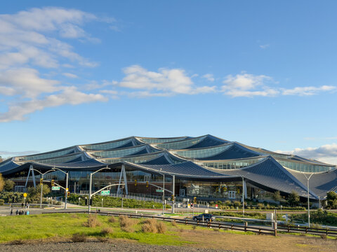Google Gradient Canopy Headquarters Exterior Mountain View California