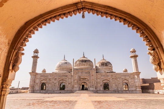 Abbasi Mosque in Derawar, Punjab province, Pakistan