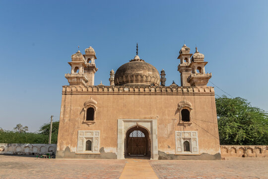 Main entrance of Abbasi Mosque in Derawar, Punjab province, Pakistan