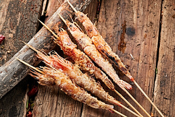 Charcoal-grilled salt-baked prawns