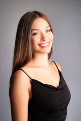 Obraz premium blonde girl with blue eyes in a studio session