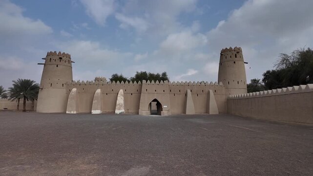  The Historic Al Jahlil Fort in Al Ain, showcasing mudbrick architecture, cultural heritage, and galleries highlighting the region&rsquo;s history.