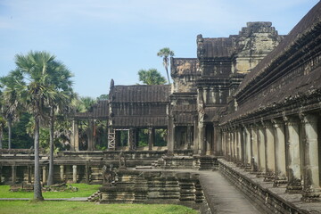 angkor wat hallway
