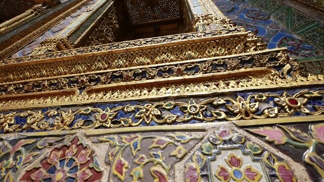 Wat Phra Kaew Exterior Design, Detail