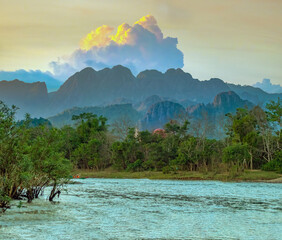 Long boat ride on the Nam Song riverm Vang Vieng, Vientiane Province, Laos
