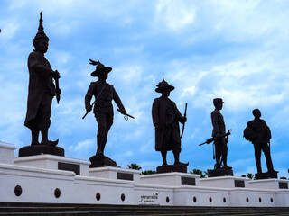 Rajabhakti Park: Silhouettes of Seven Great Thai Kings
