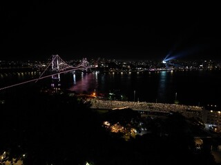 Imagens Aereas Reveillon Florian&oacute;polis - Ponte Hercilio Luz - Noite