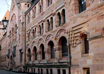 Fototapeta premium Erzbischöfliches Ordinariat in der Altstadt von Freiburg