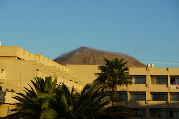 Volcano, golden hour, november 2025, puerto del carmen, lanzarote, canary islands, travelling, europe, spain, sunrise, volcano, volcanic island