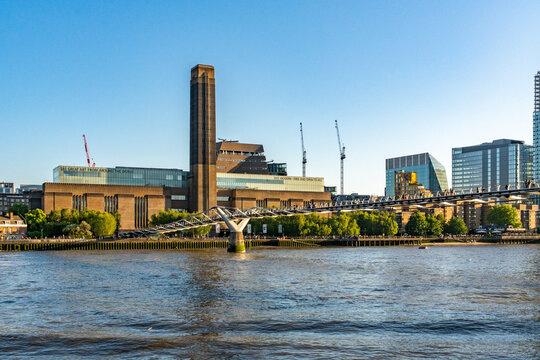 Pedestrian Millennium Bridge connecting the City of London and South Bank