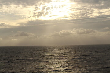 Naklejka premium Sailing The Atlantic