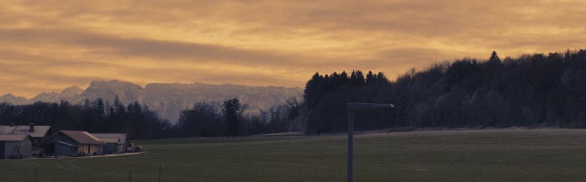 Anamorphic TL: Moody sky in winter