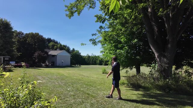 Disc Golf Approach Shots, Putts, and Controlled Throws on Outdoor Courses