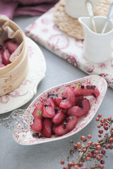 リンゴのワイン蒸し