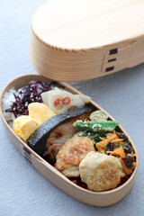 日本のわっぱ弁当