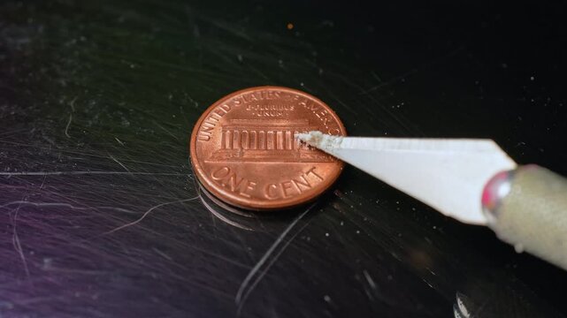 Fentanyl of two milligrams on the one cent coin or penny, lethal dose for people in most cases. Fentanyl very potent synthetic opioid drug approved by the FDA for use as an analgesic, pain relief.