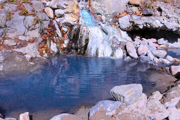 日光市　湯沢噴泉塔　野湯