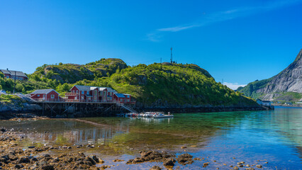 Hamn&oslash;y - der zauberhafte Fjord auf den Lofoten