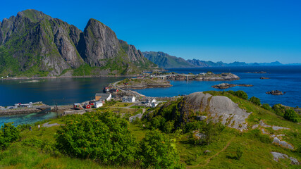 Hamn&oslash;y - der zauberhafte Fjord auf den Lofoten