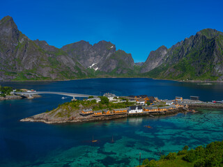 Hamn&oslash;y - der zauberhafte Fjord auf den Lofoten