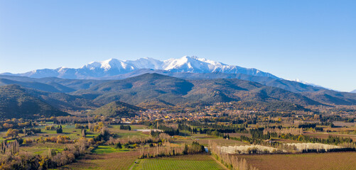 Panorama du Canigou depuis le Riberal  (Pyr&eacute;n&eacute;es Orientales)