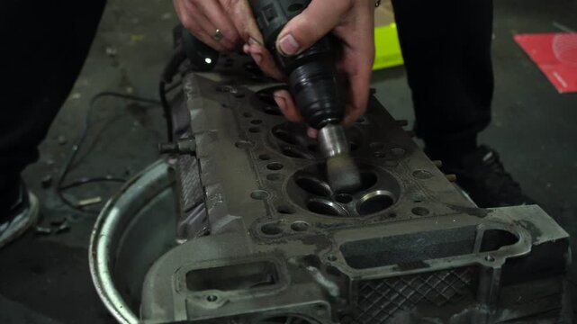 repair and assembly of a standard turbocharged engine for a drift car, descaling and descaling of valves in the head of the gas distribution mechanism, installation of camshafts