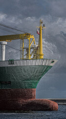 MARITIME TRANSPORT - The general cargo ship is heading to port
