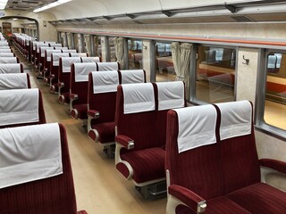 昭和時代の旧型ロマンスカーの座席