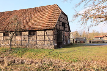 Obraz premium Historisches Gebäude im Zentrum der Gemeinde Lippetal im Münsterland